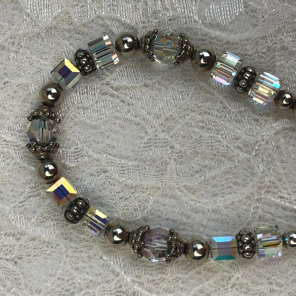 Boutique Vintage Sterling Silver Bead & Clear Crystal Accent Toggle Bracelet - Picture 13 of 14